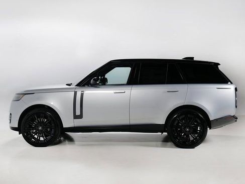 New 2025 Land Rover Range Rover SE image 6