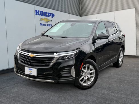 Used 2022 Chevrolet Equinox LT FWD image 1