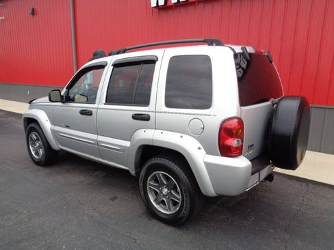 Used 2003 Jeep Liberty Renegade AWD/4WD image 7