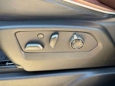 Used 2024 GMC Yukon Denali Ultimate AWD/4WD image 36
