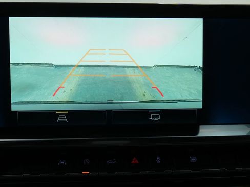 Used 2023 Chevrolet Silverado 1500 LT w/ Max Trailering Package image 38