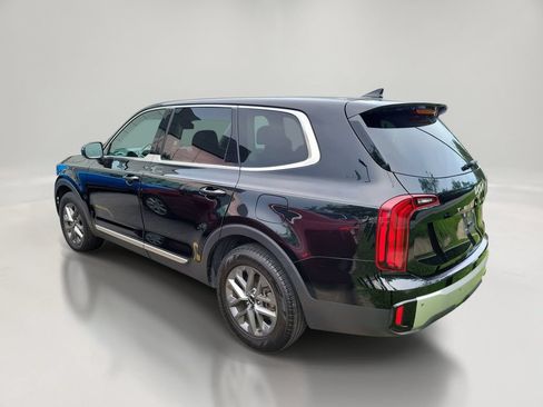 Used 2024 Kia Telluride LX FWD image 4