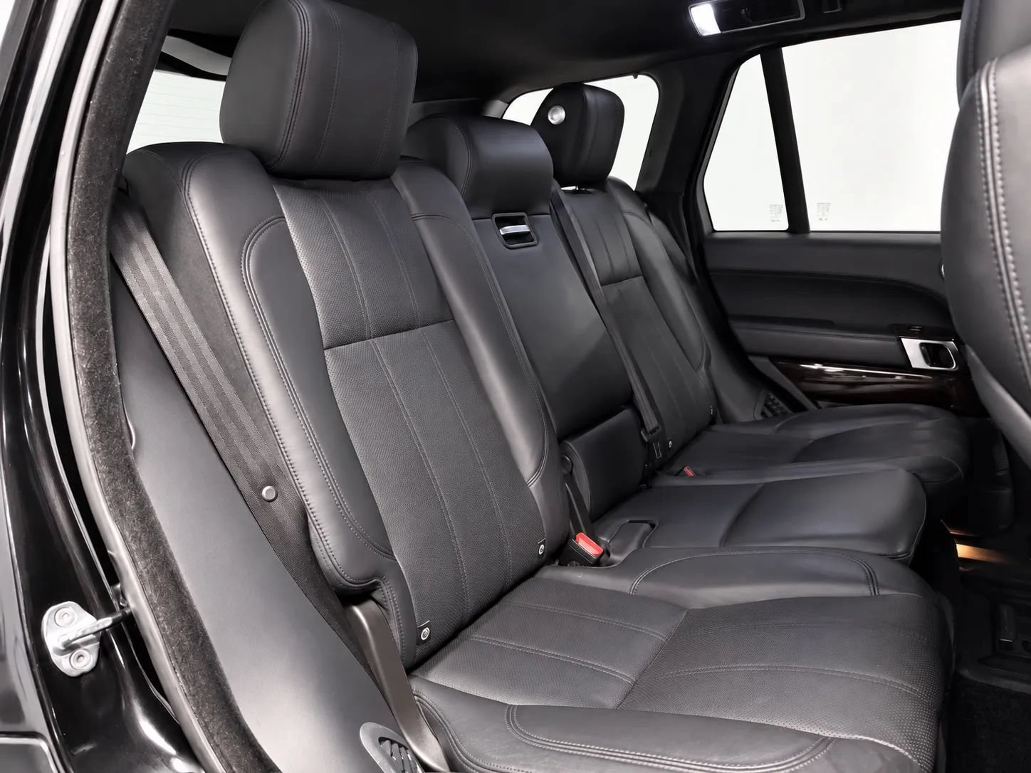 Used 2014 Land Rover Range Rover Supercharged AWD/4WD image 20
