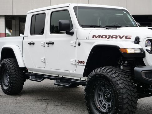 Used 2023 Jeep Gladiator Mojave w/ Cold Weather Group AWD/4WD image 48