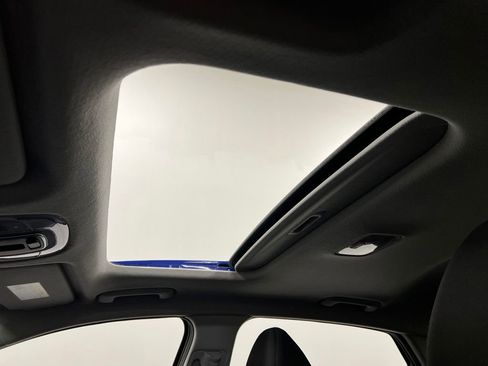 Used 2025 Hyundai Elantra SEL image 19