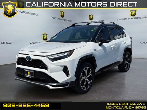 Used 2023 Toyota RAV4 XSE w/ Weather Package AWD/4WD image 1