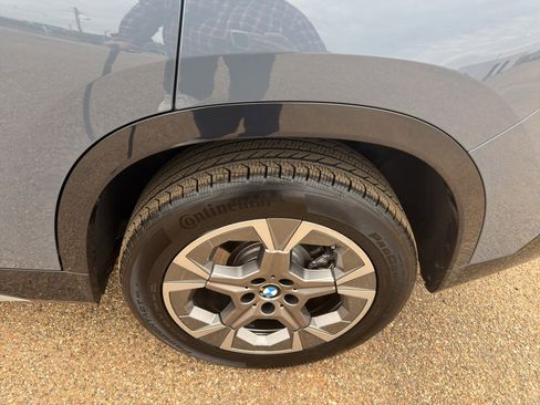 Used 2025 BMW X1 xDrive28i w/ Technology Package image 12