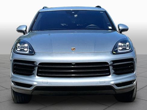 Used 2023 Porsche Cayenne AWD/4WD image 4