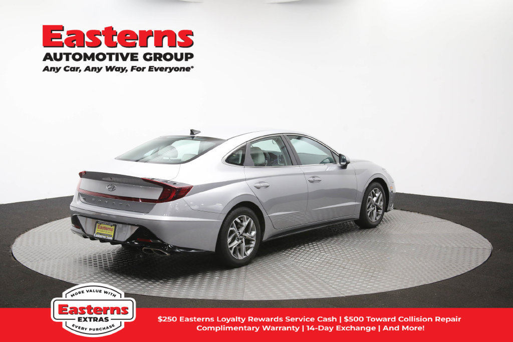 Used 2023 Hyundai Sonata SEL FWD image 41