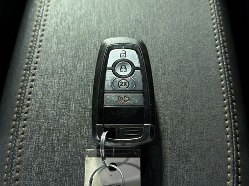 Used 2024 Ford Bronco Outer Banks AWD/4WD image 35