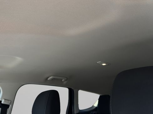 Used 2017 Ford Escape SE FWD image 30