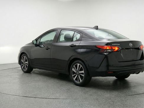 Used 2025 Nissan Versa SV image 6