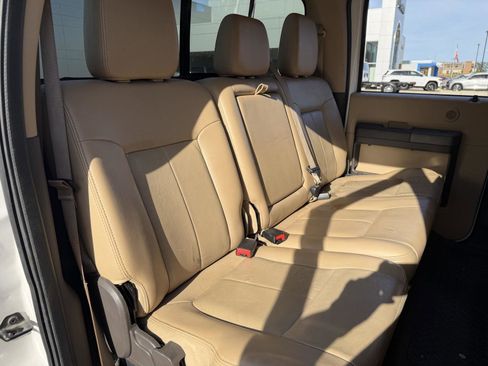 Used 2011 Ford F250 Lariat w/ Lariat Interior Pkg image 15
