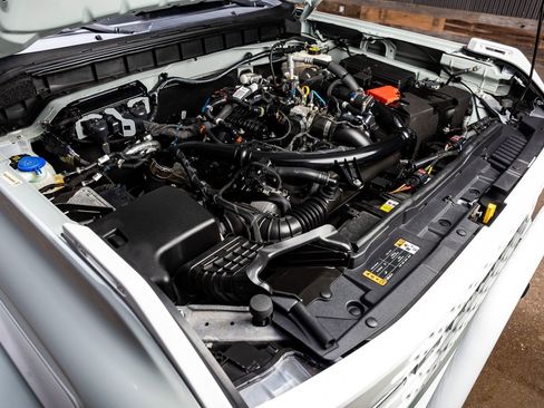Used 2022 Ford Bronco Wildtrak image 41