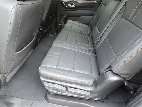 Used 2024 Chevrolet Suburban RST image 10