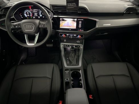 New 2025 Audi Q3 2.0T Premium image 26