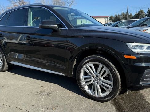 Used 2019 Audi Q5 2.0T Premium Plus w/ Premium Plus Package image 12