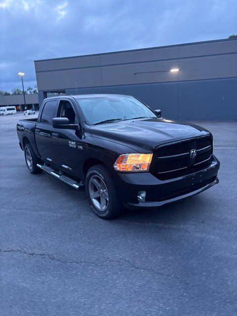 Used 2014 RAM 1500 Express AWD/4WD image 4