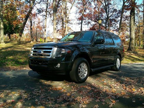 Used 2014 Ford Expedition Limited image 1