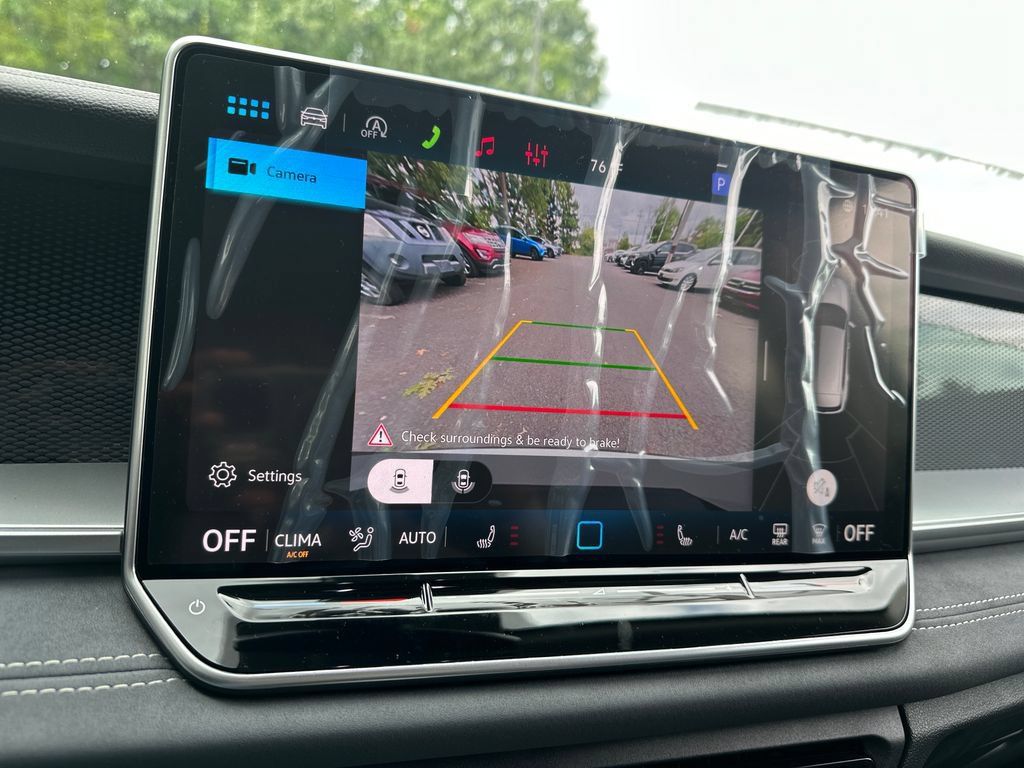 New 2026 Volkswagen Tiguan SE AWD/4WD image 15