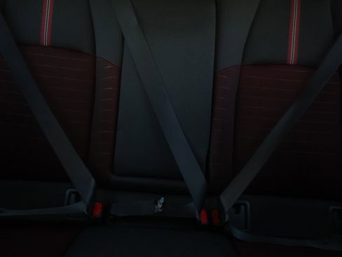 Used 2023 Toyota Corolla SE image 9