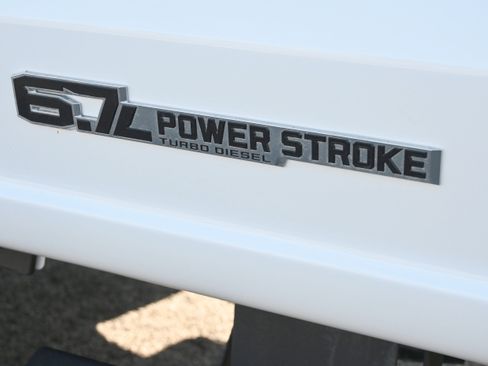 New 2026 Ford F250 Lariat w/ Black Appearance Package image 13