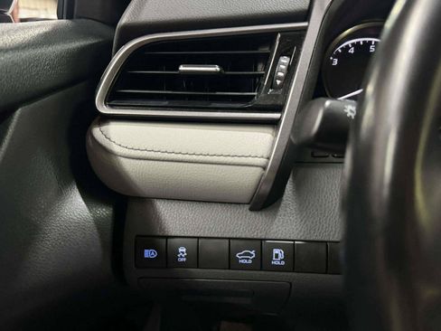 Used 2021 Toyota Camry SE FWD image 48
