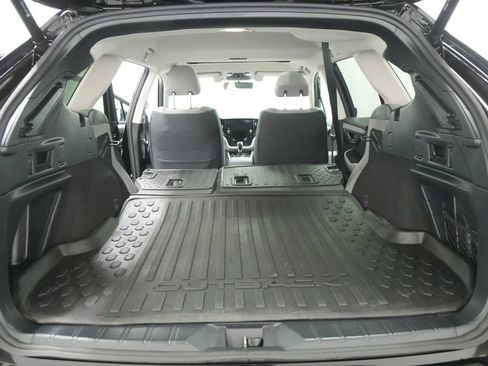 Used 2021 Subaru Outback Premium AWD/4WD image 23