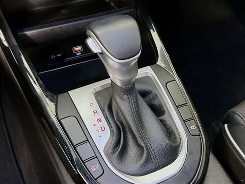 Used 2024 Kia Forte GT-Line w/ GT-Line Premium Package image 19