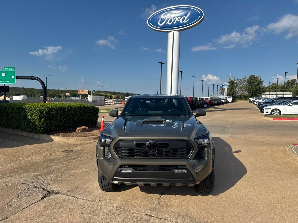 Used 2024 Toyota Tacoma TRD Sport RWD image 2