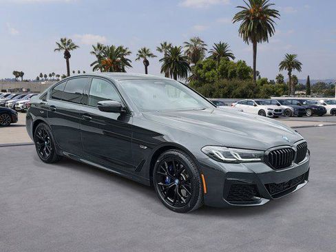 Certified 2023 BMW 530e w/ M Sport Package image 3