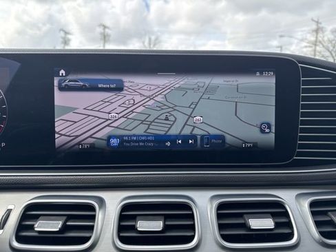 Used 2024 Mercedes-Benz GLE 450e 4MATIC image 17