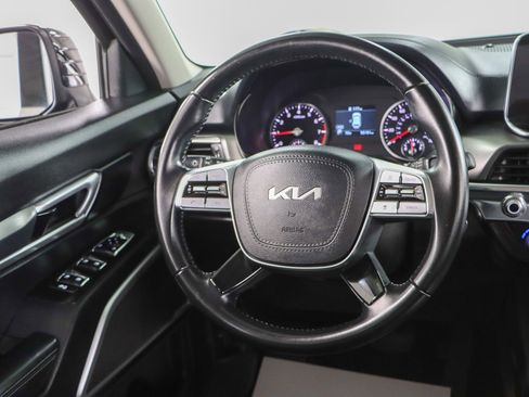 Used 2022 Kia Telluride LX AWD/4WD image 12