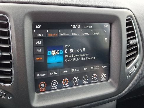 Used 2020 Jeep Compass Trailhawk AWD/4WD image 17