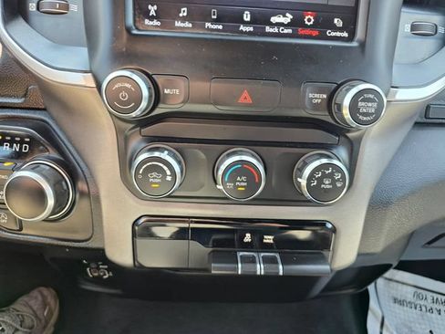 Used 2021 RAM 1500 Big Horn AWD/4WD image 22