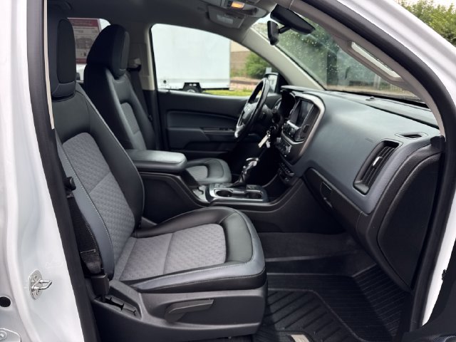 Used 2022 Chevrolet Colorado Z71 AWD/4WD image 28