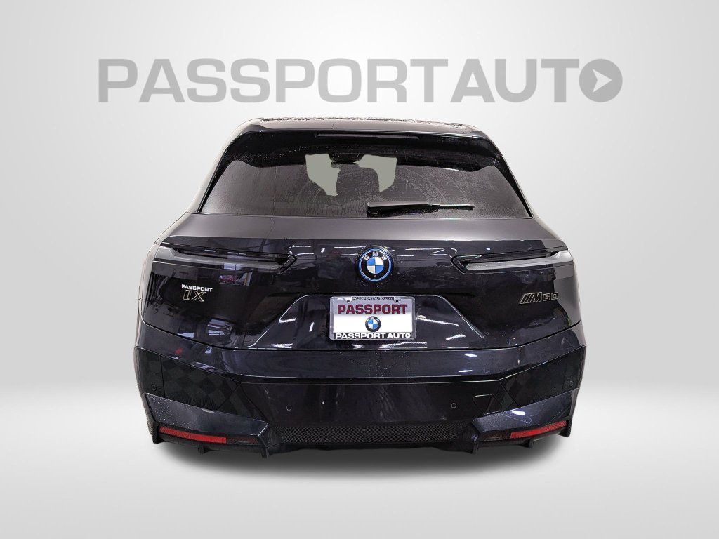 Used 2024 BMW iX M60 AWD/4WD image 6