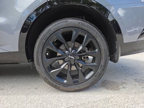 Used 2023 Kia Sorento SX AWD/4WD image 21