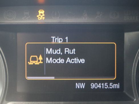 Used 2017 Ford Explorer XLT image 73