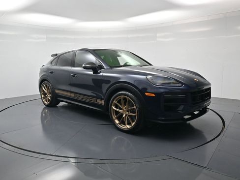 Used 2024 Porsche Cayenne Turbo GT image 32