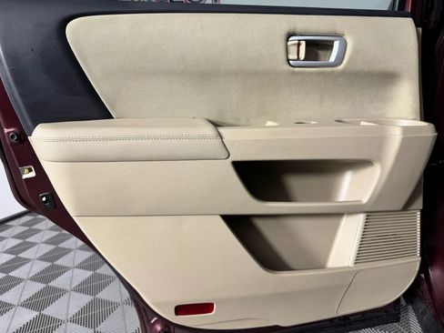 Used 2014 Honda Pilot LX image 40