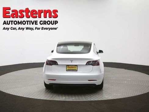 Used 2023 Tesla Model 3 Standard Range image 32