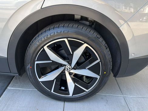 Used 2023 Volkswagen ID.4 Pro S RWD image 14