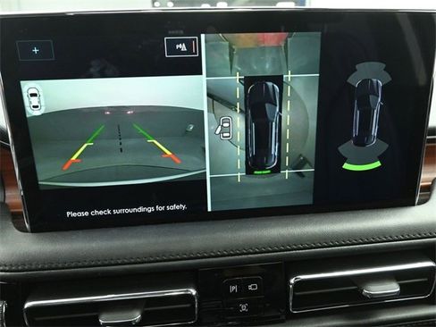 Certified 2022 Lincoln Nautilus Reserve w/ Equipment Group 201A image 12