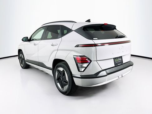Used 2024 Hyundai Kona SEL FWD image 5