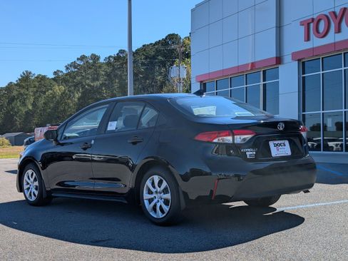 New 2026 Toyota Corolla LE image 3