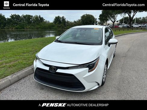 Used 2024 Toyota Corolla LE FWD image 1