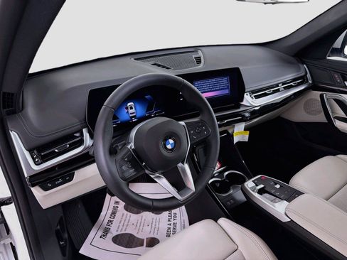 New 2027 BMW X1 xDrive28i AWD/4WD image 9