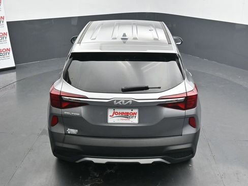 Used 2023 Kia Seltos LX image 32