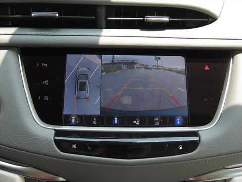 New 2026 Cadillac XT5 Premium Luxury w/ Driver Assist Package FWD image 19